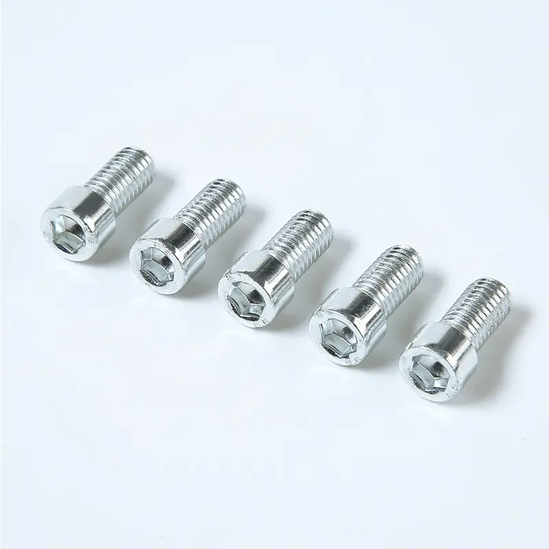 half thread carbon steel screw.jpg